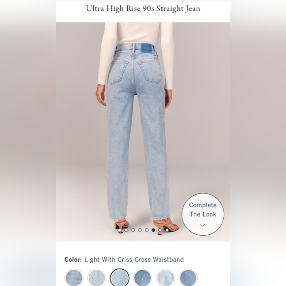 NWOT Abercrombie 90s Straight Ultra High Rise Jeans - Picture 2 of 8